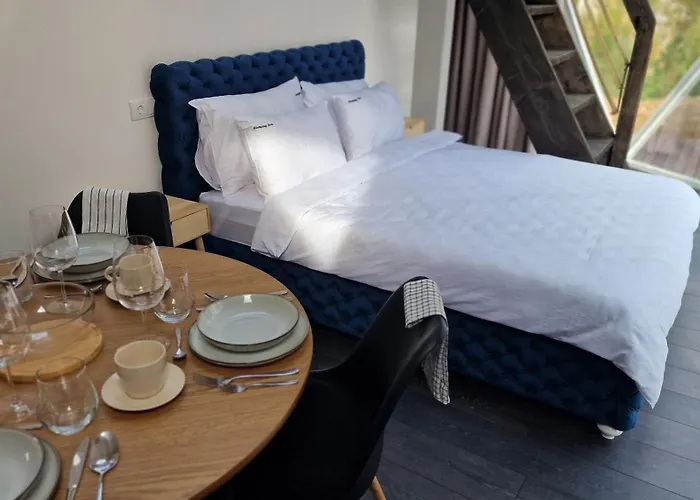 ラグジュアリーテント Glamping Tara Rastište