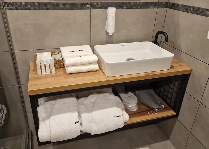 Glamping Tara ラグジュアリーテント *