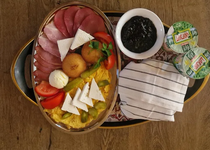 ラグジュアリーテント Glamping Tara